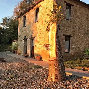 Farm stay La Tana Del Picchio Neviano degli Arduini