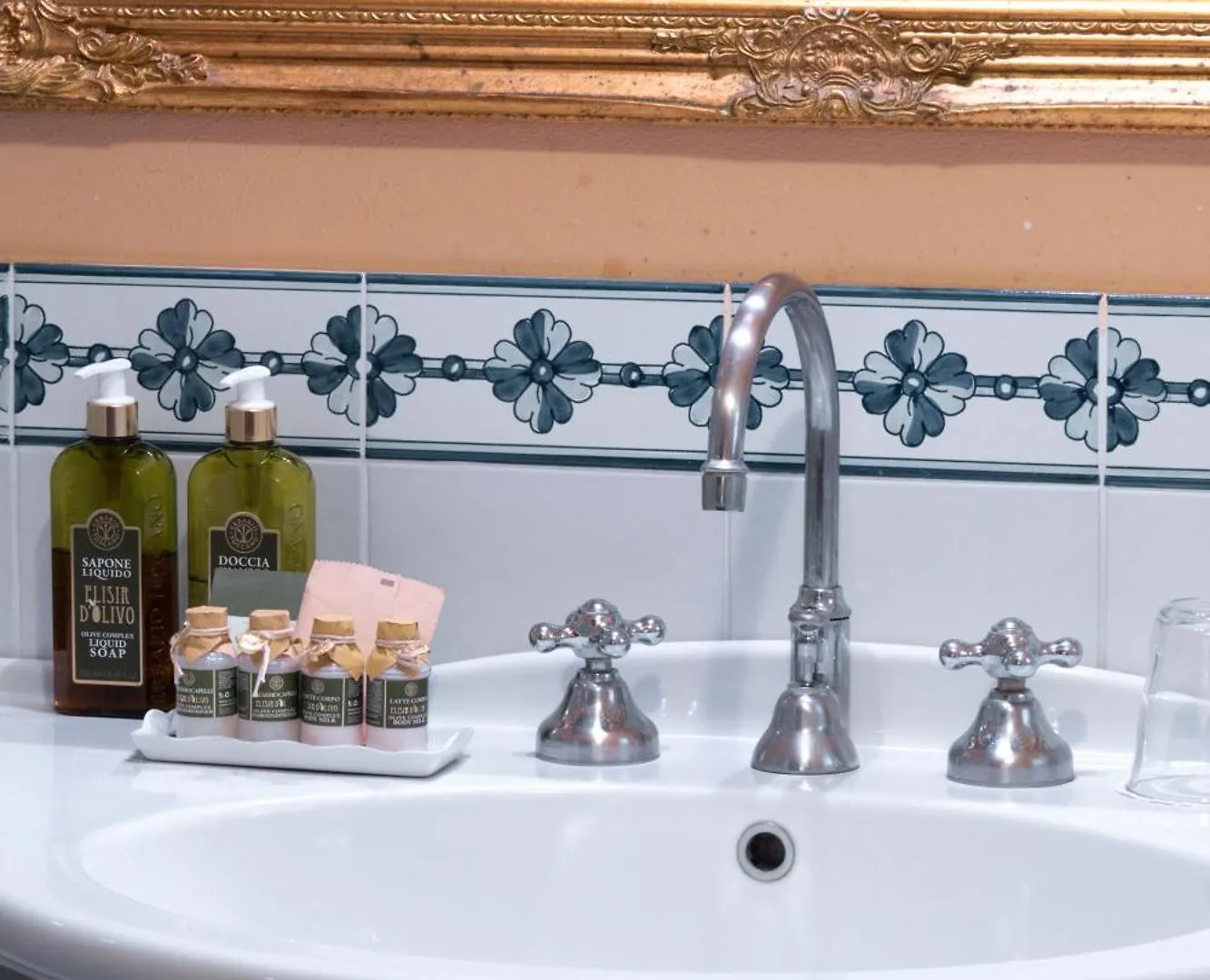 Locanda Del Molino Cortona 4*,  Italy